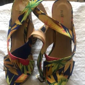JustFab Women's Tropical Print Sandals